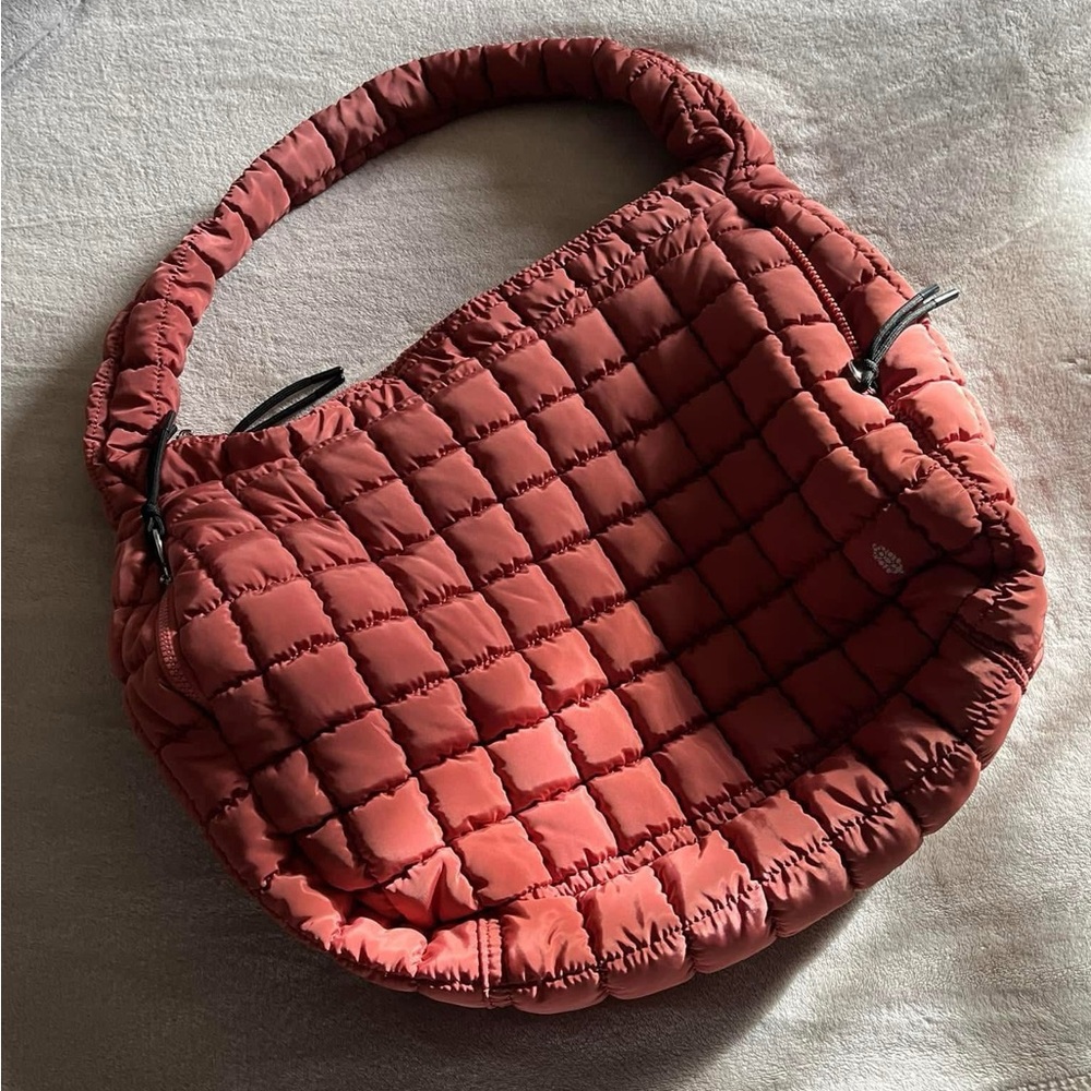 Quilted Women's Bag in Coral